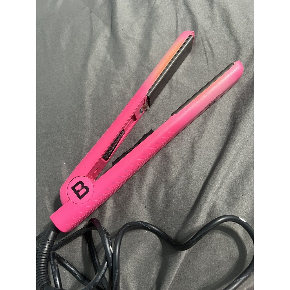 Brilliance New York - 1.25 Inch Diamond Ceramic Flat Iron - Frizz-Free Pink